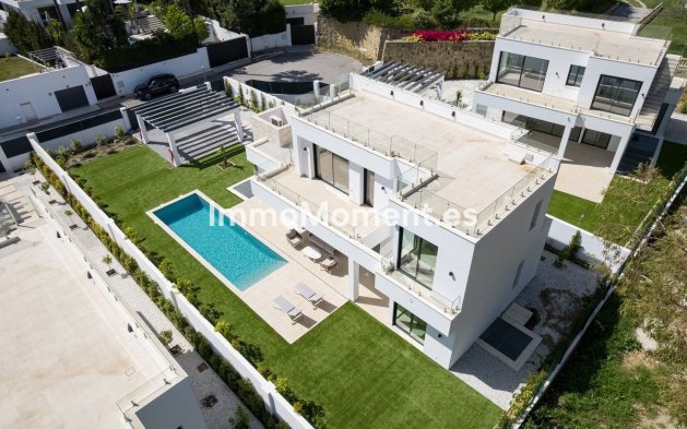 Bestaande woning - Vrijstaande villa - Estepona  - Atalaya