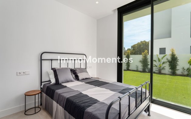 Bestaande woning - Vrijstaande villa - Estepona  - Atalaya