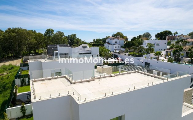 Bestaande woning - Vrijstaande villa - Estepona  - Atalaya
