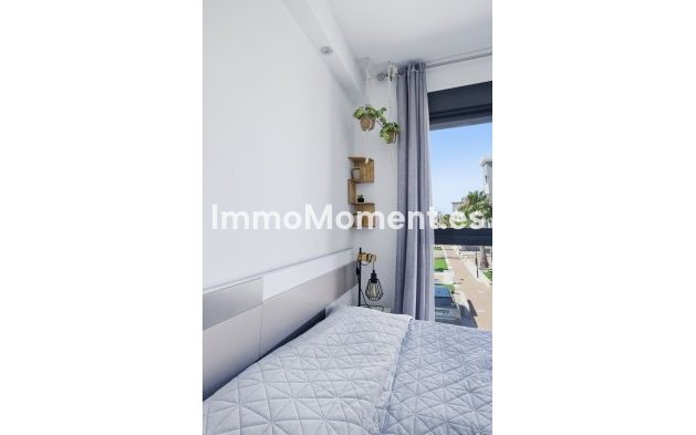 Resale - Apartment - Orihuela - Cabo roig - La Zenia