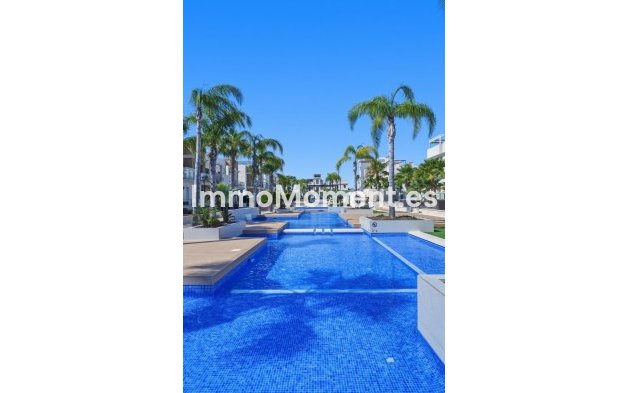 Resale - Apartment - Orihuela - Cabo roig - La Zenia