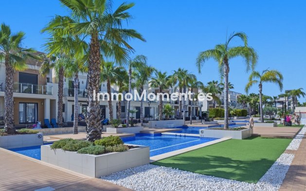 Resale - Apartment - Orihuela - Cabo roig - La Zenia
