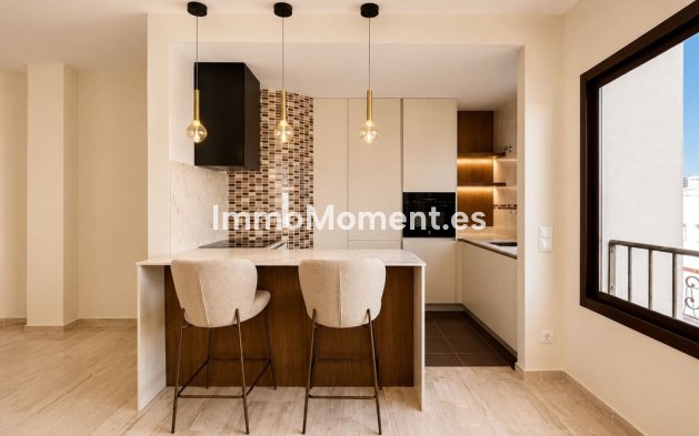 Revente - Appartement - Estepona  - Estepona Centro