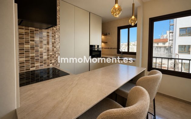 Revente - Appartement - Estepona  - Estepona Centro