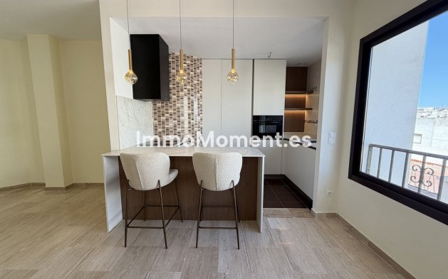 Revente - Appartement - Estepona  - Estepona Centro