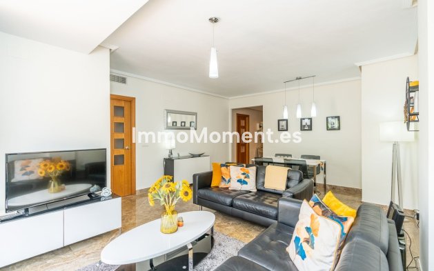 Wiederverkauf - Wohnung - Estepona  - Selwo