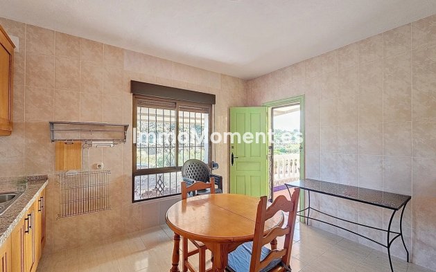 Bestaande woning - Landhuis - Estepona  - El Padron