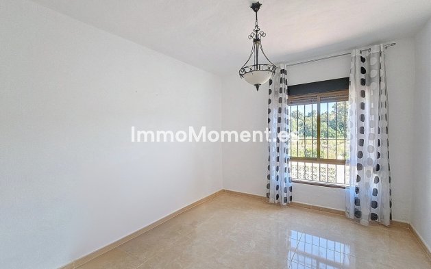 Bestaande woning - Landhuis - Estepona  - El Padron