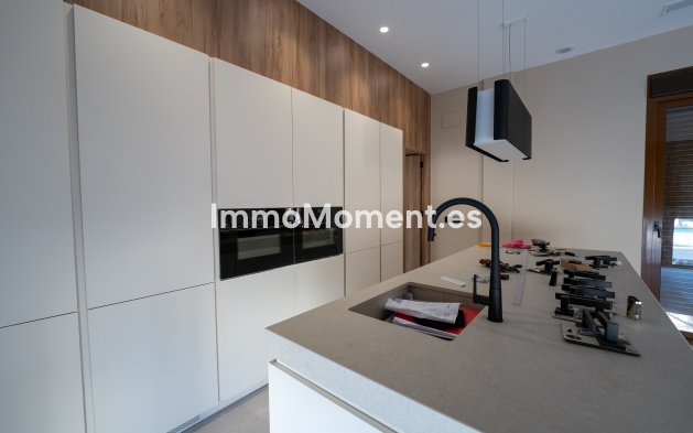 New Build - Detached villa - Benejúzar