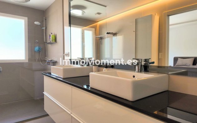 Resale - Townhouse - Marbella - Marbella Centro