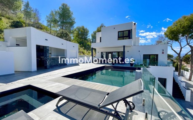 Resale - Detached villa - Alfaz del Pi - L'Albir