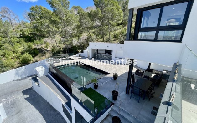 Resale - Detached villa - Alfaz del Pi - L'Albir