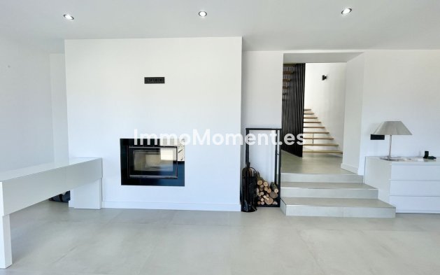 Resale - Detached villa - Alfaz del Pi - L'Albir