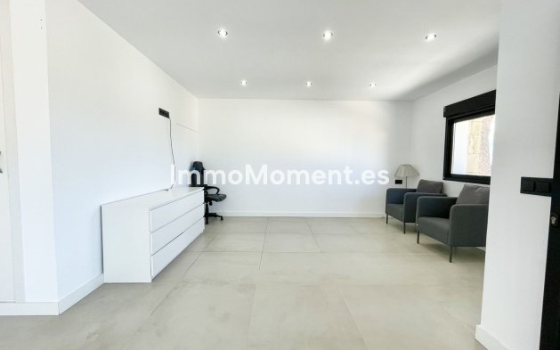 Resale - Detached villa - Alfaz del Pi - L'Albir