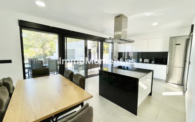 Resale - Detached villa - Alfaz del Pi - L'Albir