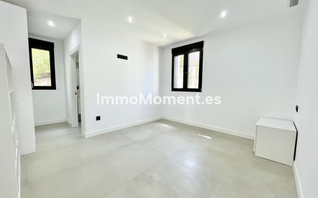 Resale - Detached villa - Alfaz del Pi - L'Albir