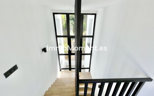Resale - Detached villa - Alfaz del Pi - L'Albir