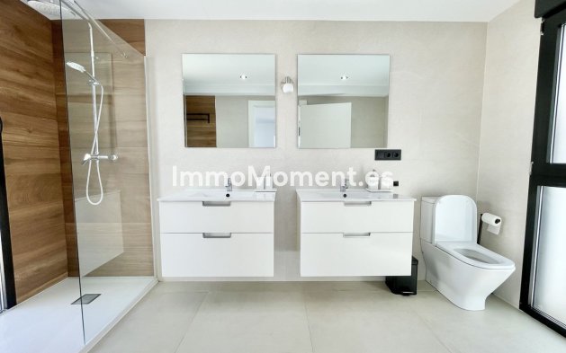Resale - Detached villa - Alfaz del Pi - L'Albir