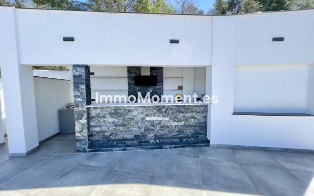 Resale - Detached villa - Alfaz del Pi - L'Albir