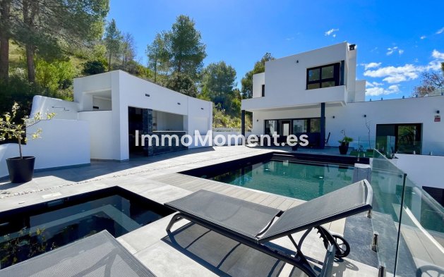 Resale - Detached villa - Alfaz del Pi - L'Albir