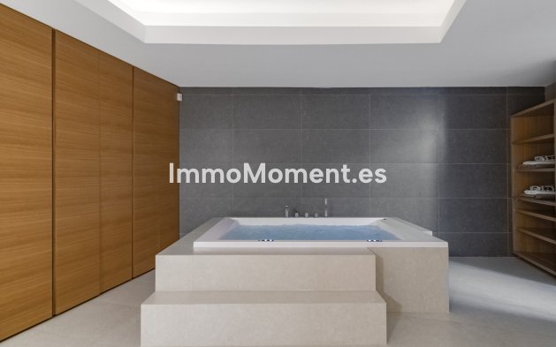Bestaande woning - Vrijstaande villa - Marbella - Costabella