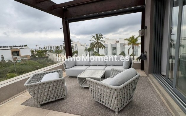 Bestaande woning - Appartement - Estepona  - Cancelada