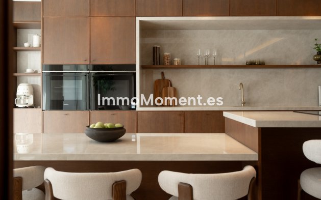 Resale - Apartment - Benahavís - Benahavís Centro