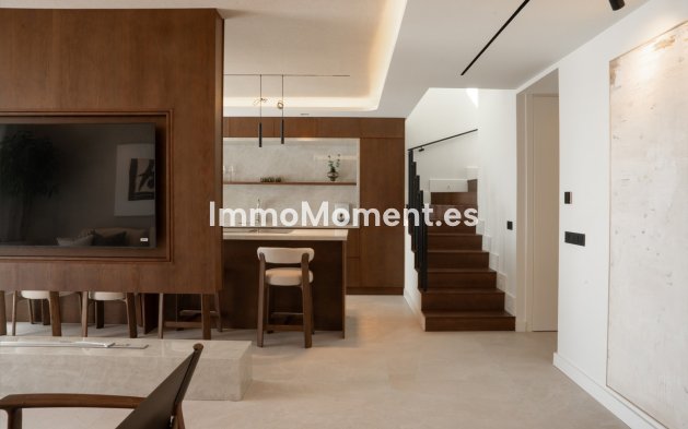 Resale - Apartment - Benahavís - Benahavís Centro