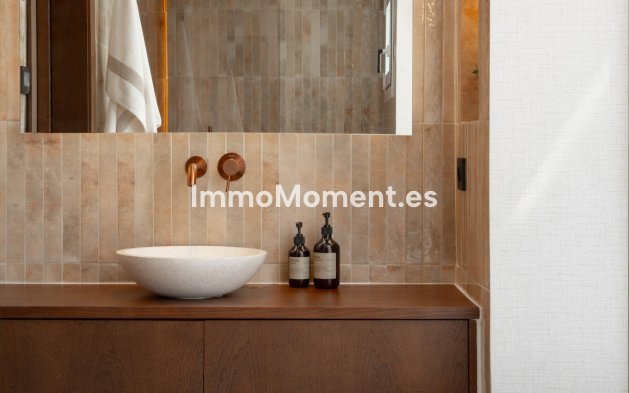 Resale - Apartment - Benahavís - Benahavís Centro