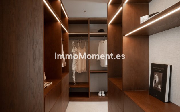 Resale - Apartment - Benahavís - Benahavís Centro