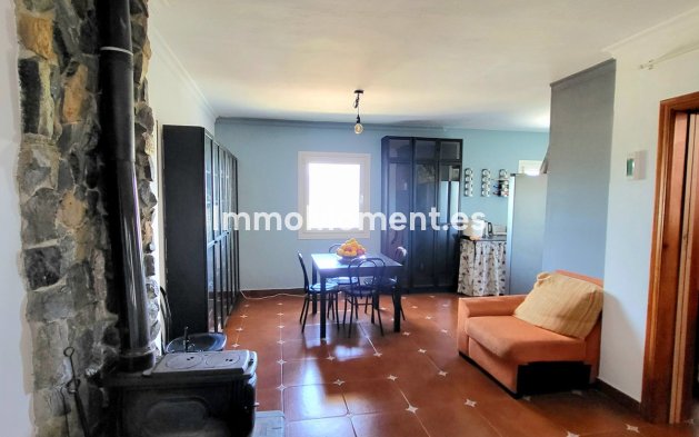 Bestaande woning - Vrijstaande villa - Manilva