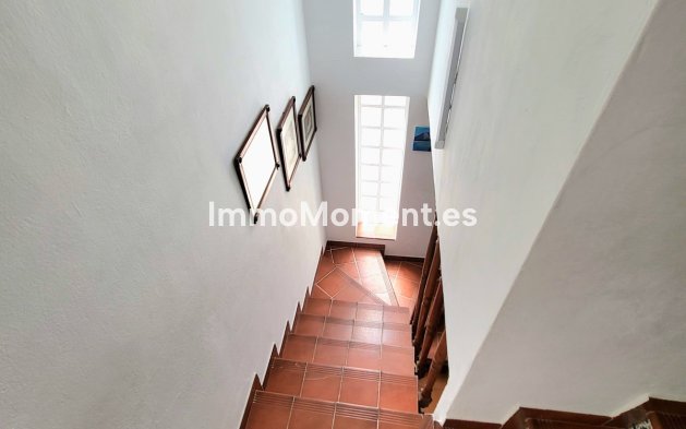 Bestaande woning - Vrijstaande villa - Manilva