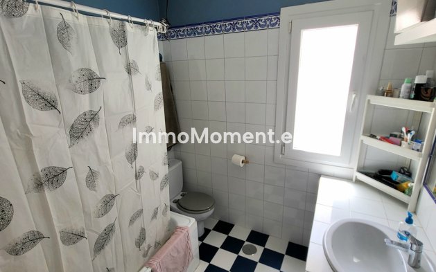 Bestaande woning - Vrijstaande villa - Manilva