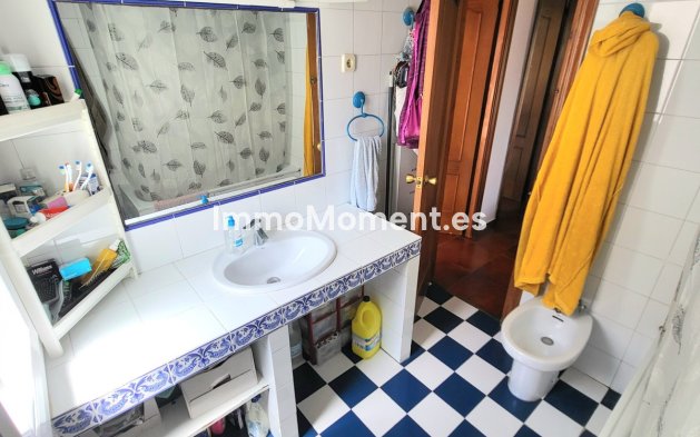 Bestaande woning - Vrijstaande villa - Manilva
