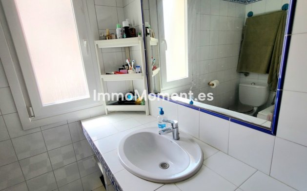Bestaande woning - Vrijstaande villa - Manilva