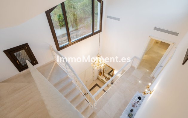 Wiederverkauf - Freistehende Villa - Marbella - Guadalmina Baja