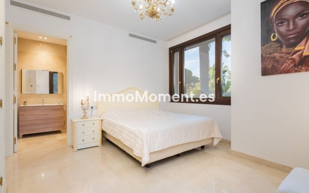 Wiederverkauf - Freistehende Villa - Marbella - Guadalmina Baja