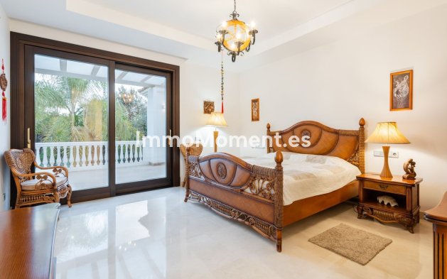 Wiederverkauf - Freistehende Villa - Marbella - Guadalmina Baja