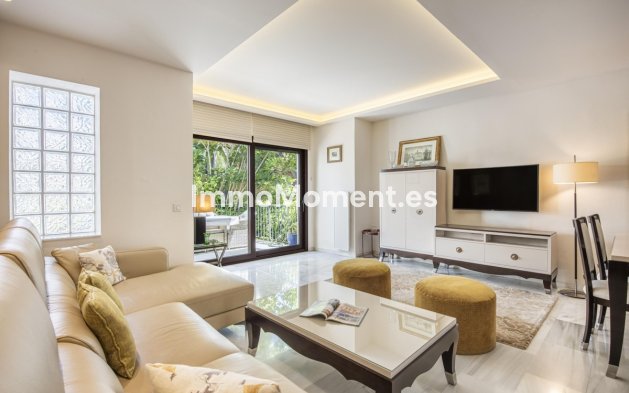 Resale - Townhouse - Marbella - Marbella Centro