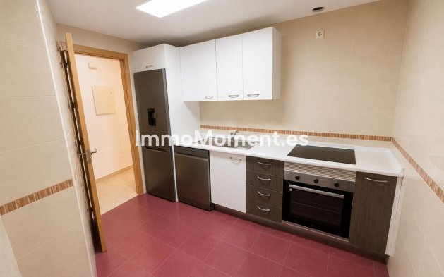Reventa - Apartamento - Interior  - Guaro
