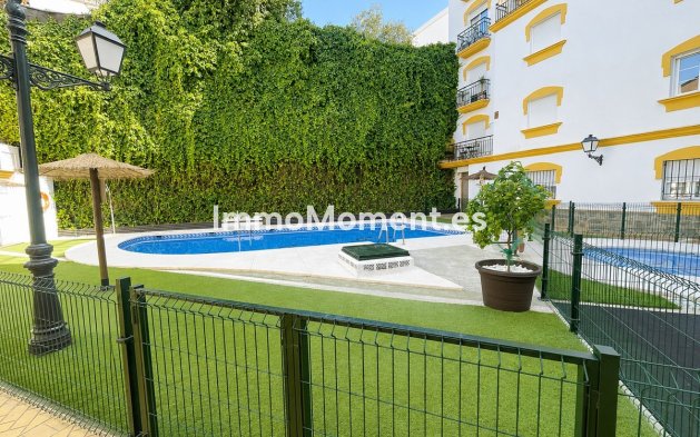 Reventa - Apartamento - Interior  - Guaro