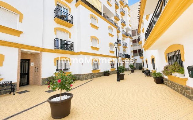 Reventa - Apartamento - Interior  - Guaro