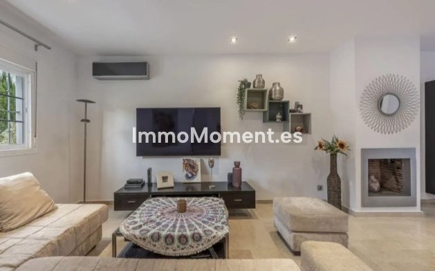Resale - Townhouse - Estepona - Estepona Centro
