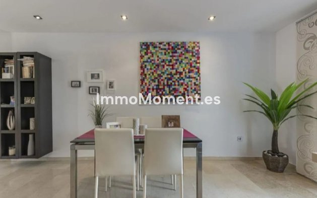 Resale - Townhouse - Estepona - Estepona Centro