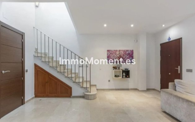Resale - Townhouse - Estepona - Estepona Centro
