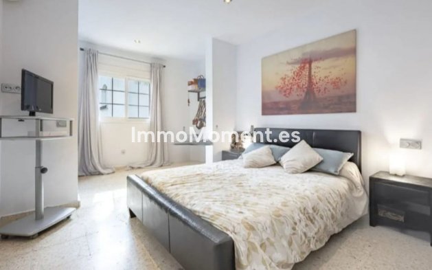 Resale - Townhouse - Estepona - Estepona Centro