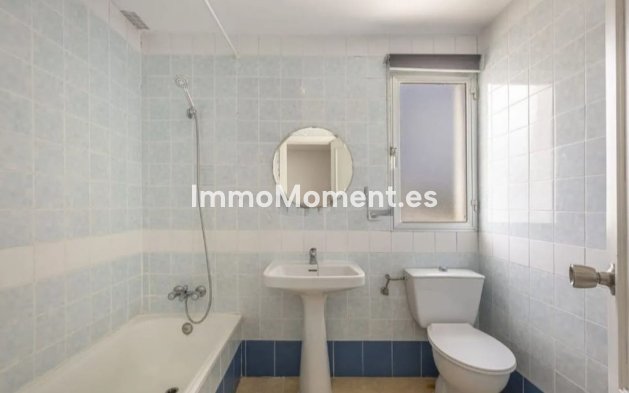 Resale - Townhouse - Estepona - Estepona Centro