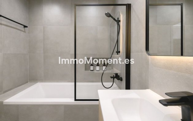 Revente - Maison mitoyenne - Estepona  - Estepona Centro