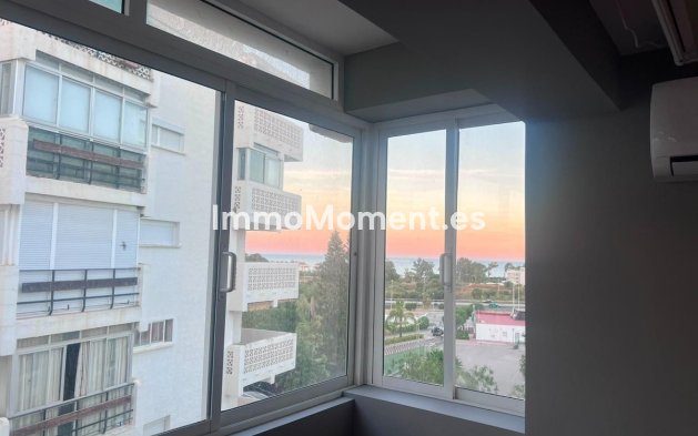 Revente - Appartement - Estepona  - Estepona Centro