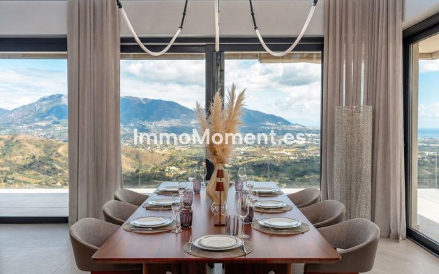 Resale - Detached villa - Marbella - La Mairena